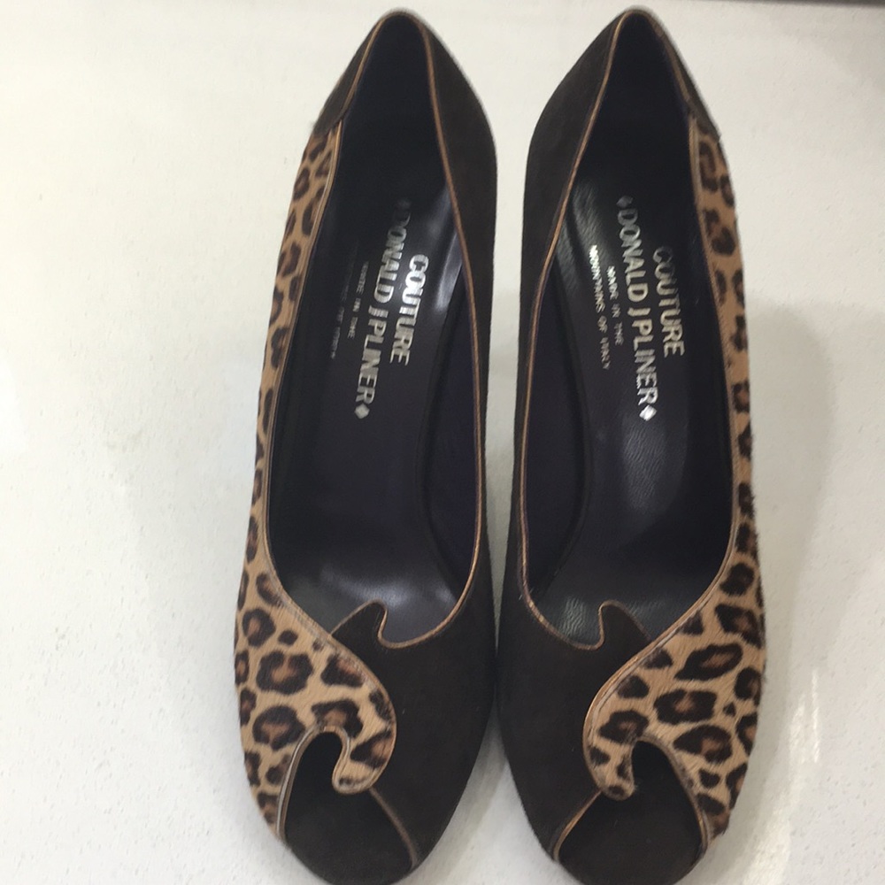 Donald J Pliner peep toe leopard heels - Picture 4 of 7